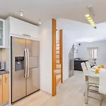 Apartament Domino *