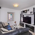 Domino Apartament